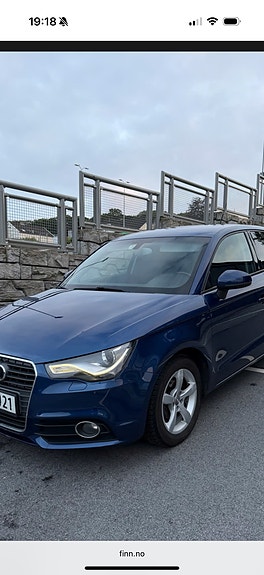 Audi A1 2 of 17