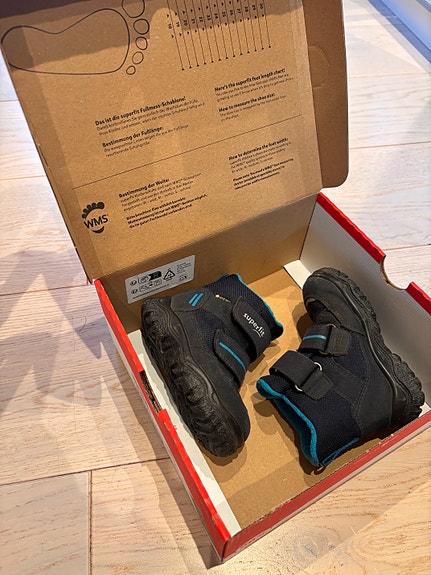 Product image 8 of 9