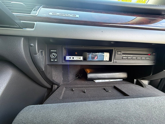 Audi A8 15 of 26