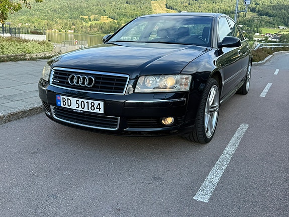 Audi A8 5 of 26