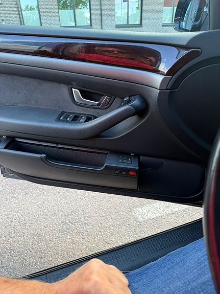Audi A8 21 of 26