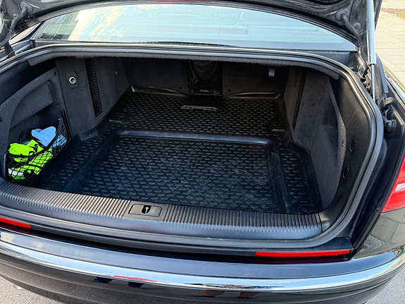 Audi A8 23 of 26
