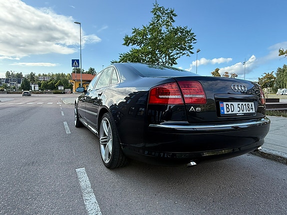 Audi A8 11 of 26