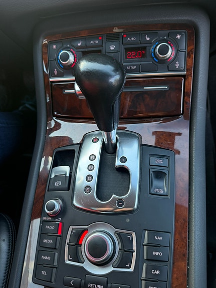Audi A8 18 of 26