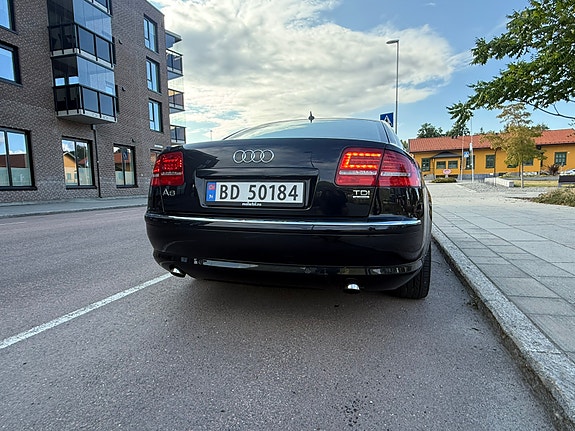 Audi A8 10 of 26