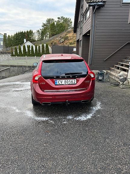 Volvo V60 7 of 23