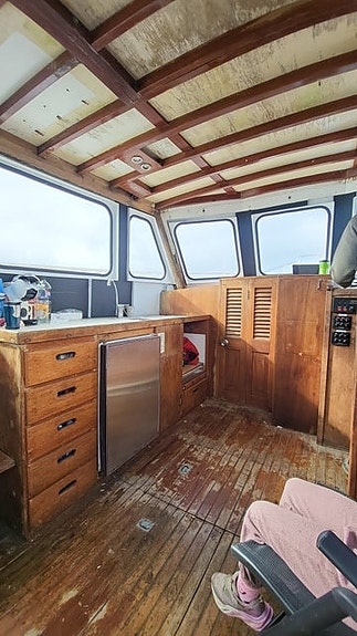 Hiptimco 42 Trawler 9 of 13