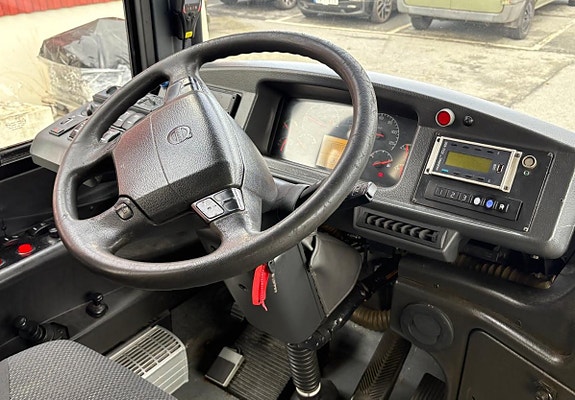 Volvo 8700 B7RLE 15 of 30