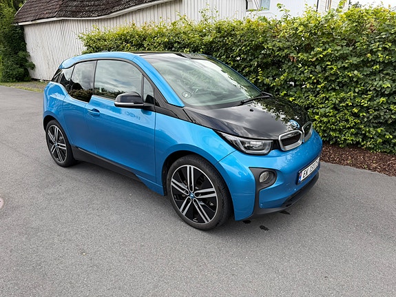 BMW i3 2 of 14