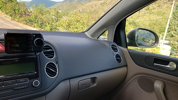 Volkswagen Golf Plus 17 of 27
