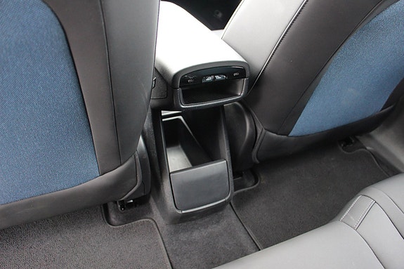 Volvo EX30 16 of 30