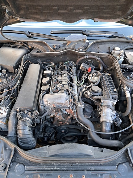 Mercedes-Benz E220 d 20 of 24