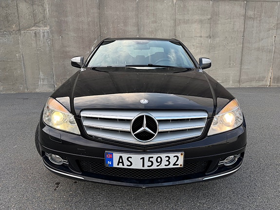 Mercedes-Benz C180 3 of 27