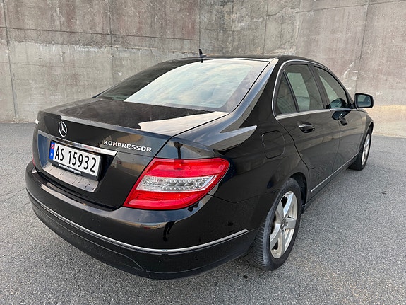 Mercedes-Benz C180 6 of 27