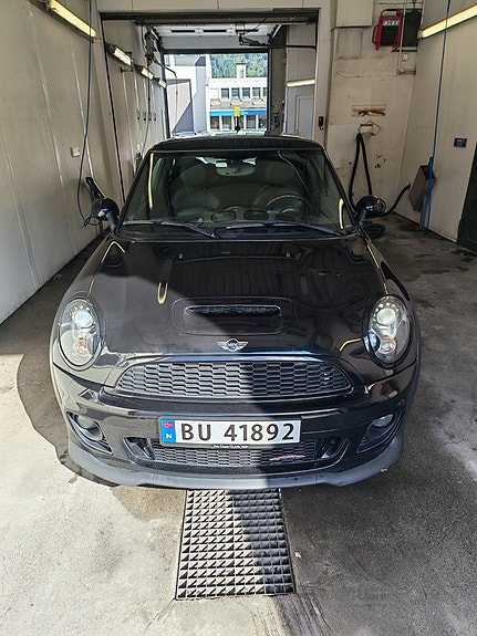MINI John Cooper Works 2 of 22