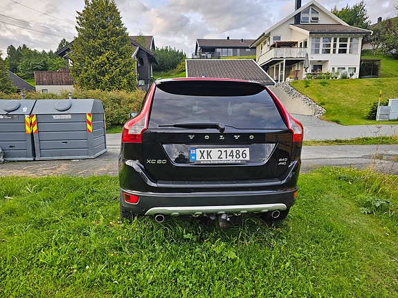 Volvo XC60 5 of 30