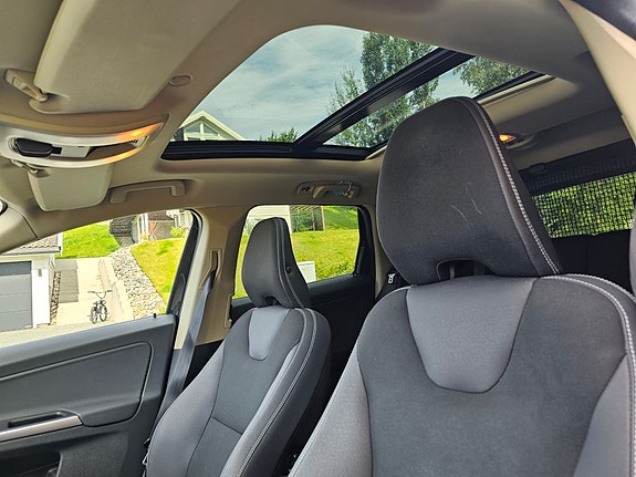 Volvo XC60 19 of 30