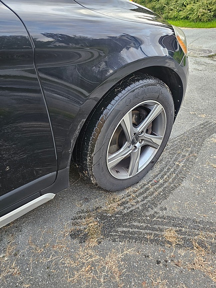 Volvo XC60 9 of 30