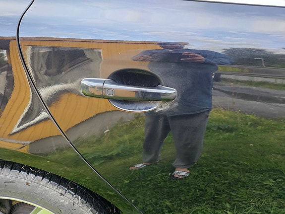 Volvo XC60 10 of 30