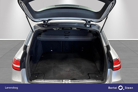 Mercedes-Benz E220 d 29 of 30