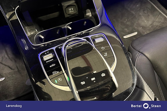 Mercedes-Benz E220 d 28 of 30