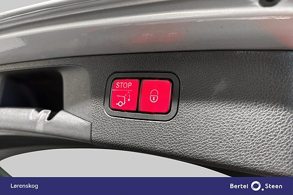 Mercedes-Benz E220 d 30 of 30
