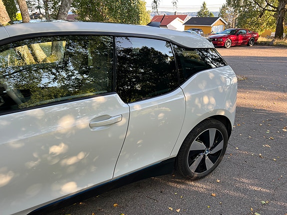 BMW i3 12 of 30