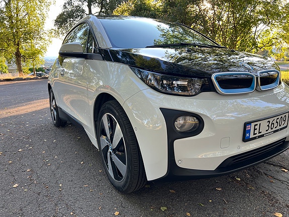 BMW i3 8 of 30