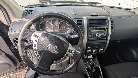 Nissan X-Trail 9 of 10