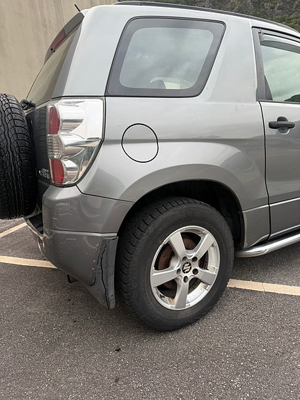 Suzuki Grand Vitara 10 of 21