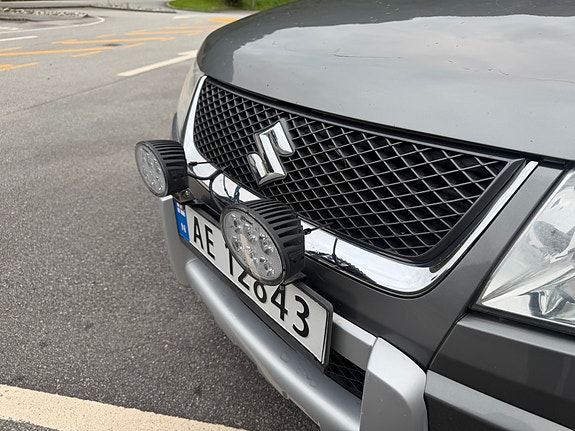 Suzuki Grand Vitara 7 of 21