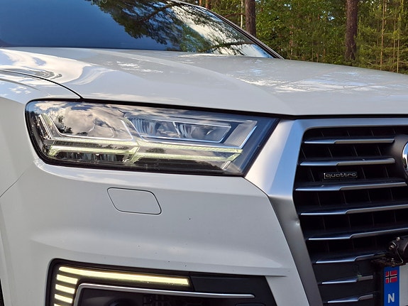 Audi Q7 26 of 30