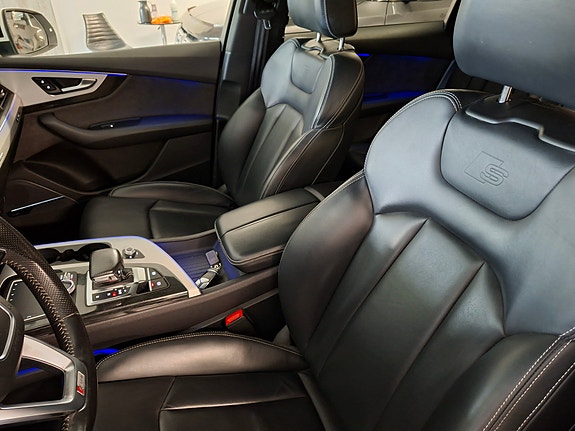 Audi Q7 17 of 30