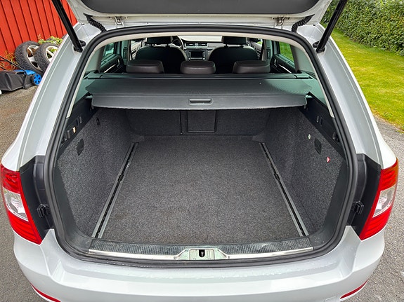 Skoda Superb 17 of 23