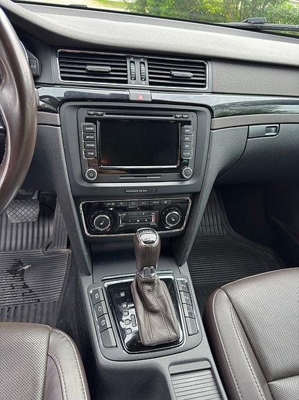 Skoda Superb 9 of 23