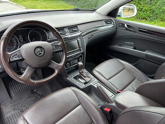 Skoda Superb 7 of 23
