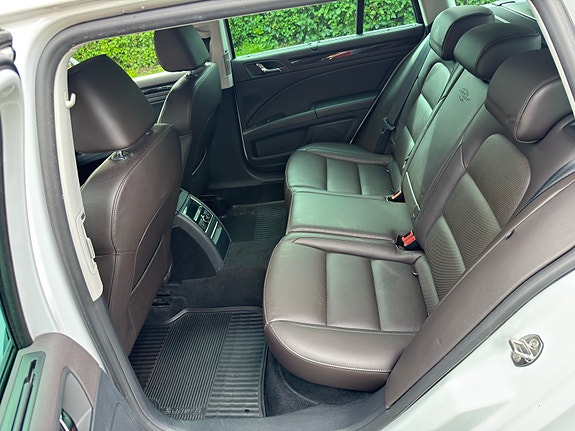 Skoda Superb 12 of 23