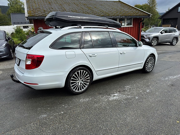 Skoda Superb 4 of 23