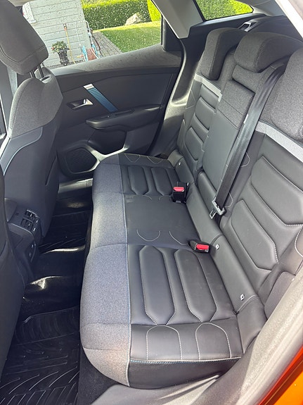 Citroen E-C4 10 of 15