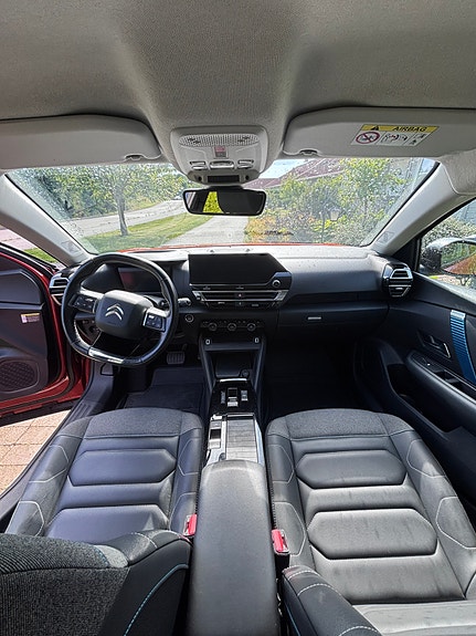 Citroen E-C4 9 of 15