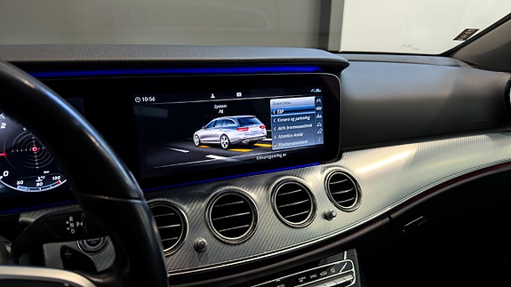 Mercedes-Benz E220 d 30 of 30