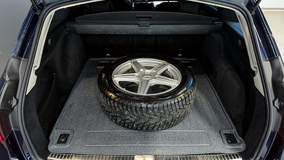 Mercedes-Benz E220 d 11 of 30