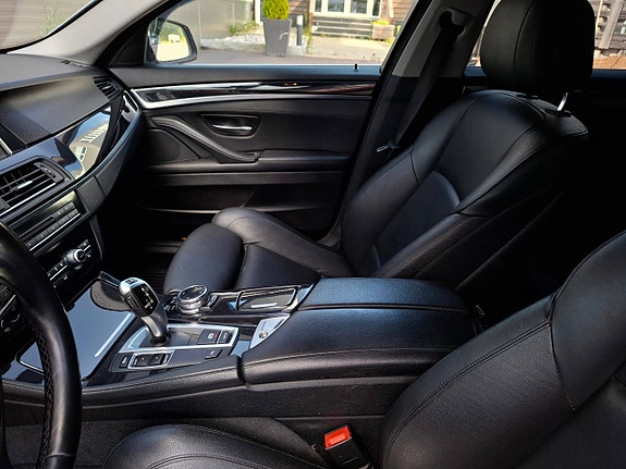 BMW 520d 27 of 30