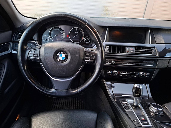 BMW 520d 12 of 30