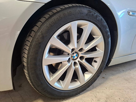 BMW 520d 29 of 30