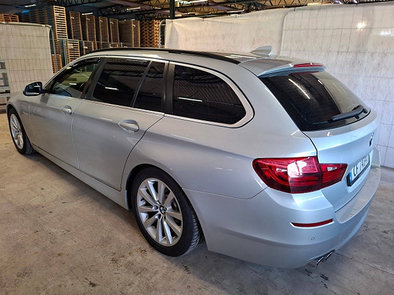 BMW 520d 5 of 30