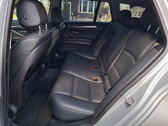 BMW 520d 24 of 30