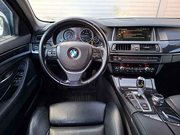 BMW 520d 13 of 30