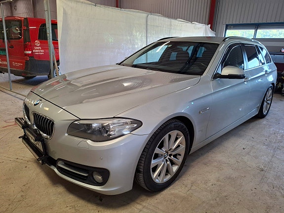 BMW 520d 3 of 30