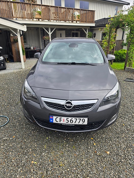 Opel Astra 3 of 9